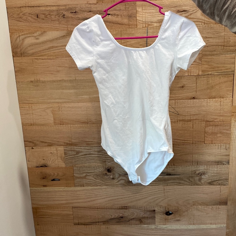 White shirt sleeve bodysuit